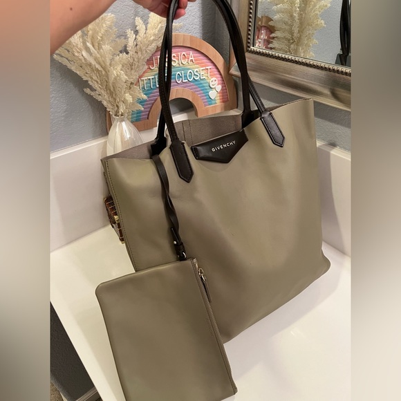 🎀 Givenchy Antigona Shopper Tote - Picture 2 of 12